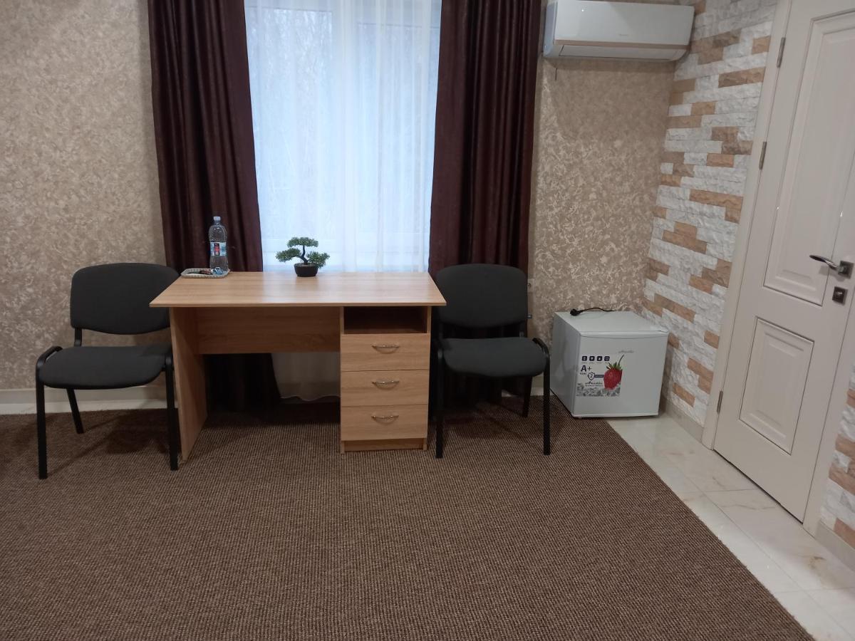 Готель River House Umanʼ Dış mekan fotoğraf