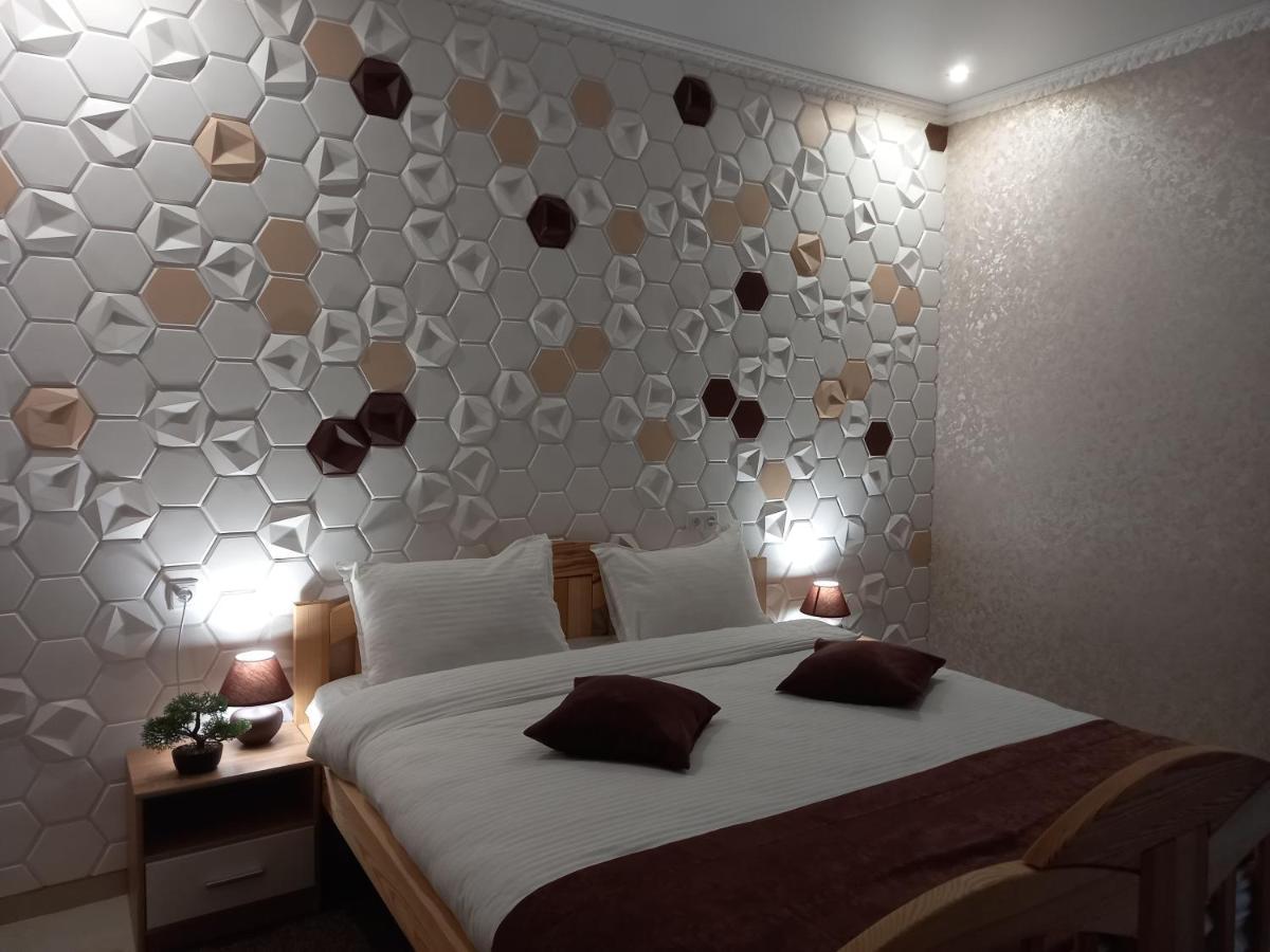 Готель River House Umanʼ Dış mekan fotoğraf