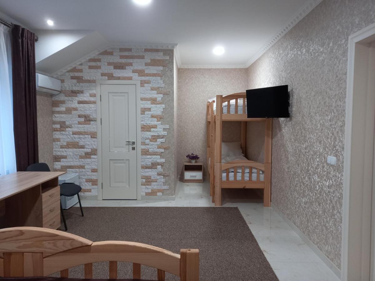 Готель River House Umanʼ Dış mekan fotoğraf
