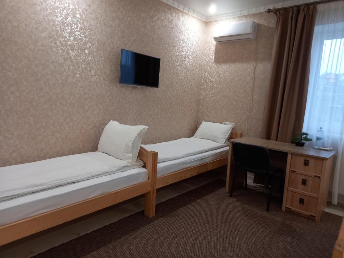 Готель River House Umanʼ Dış mekan fotoğraf