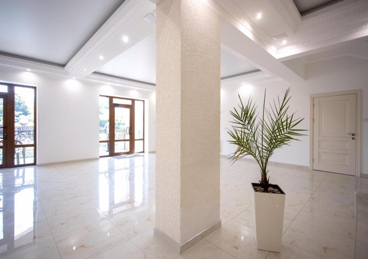 Готель River House Umanʼ Dış mekan fotoğraf