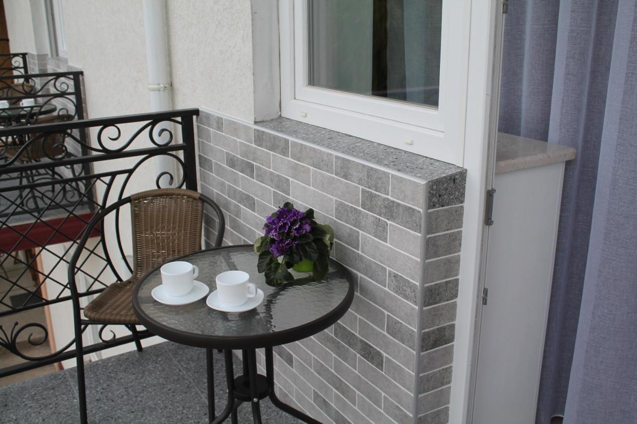 Готель River House Umanʼ Dış mekan fotoğraf
